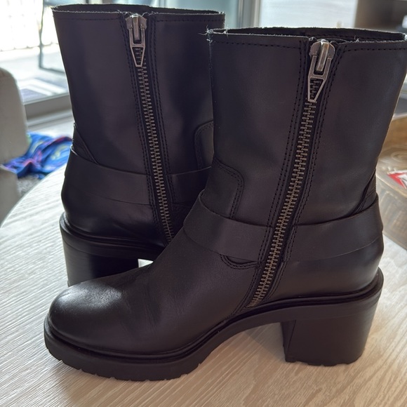 Dolce vita camros bootie - Picture 2 of 5